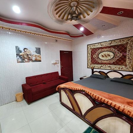 Baripada Hotel Shri Durga מראה חיצוני תמונה