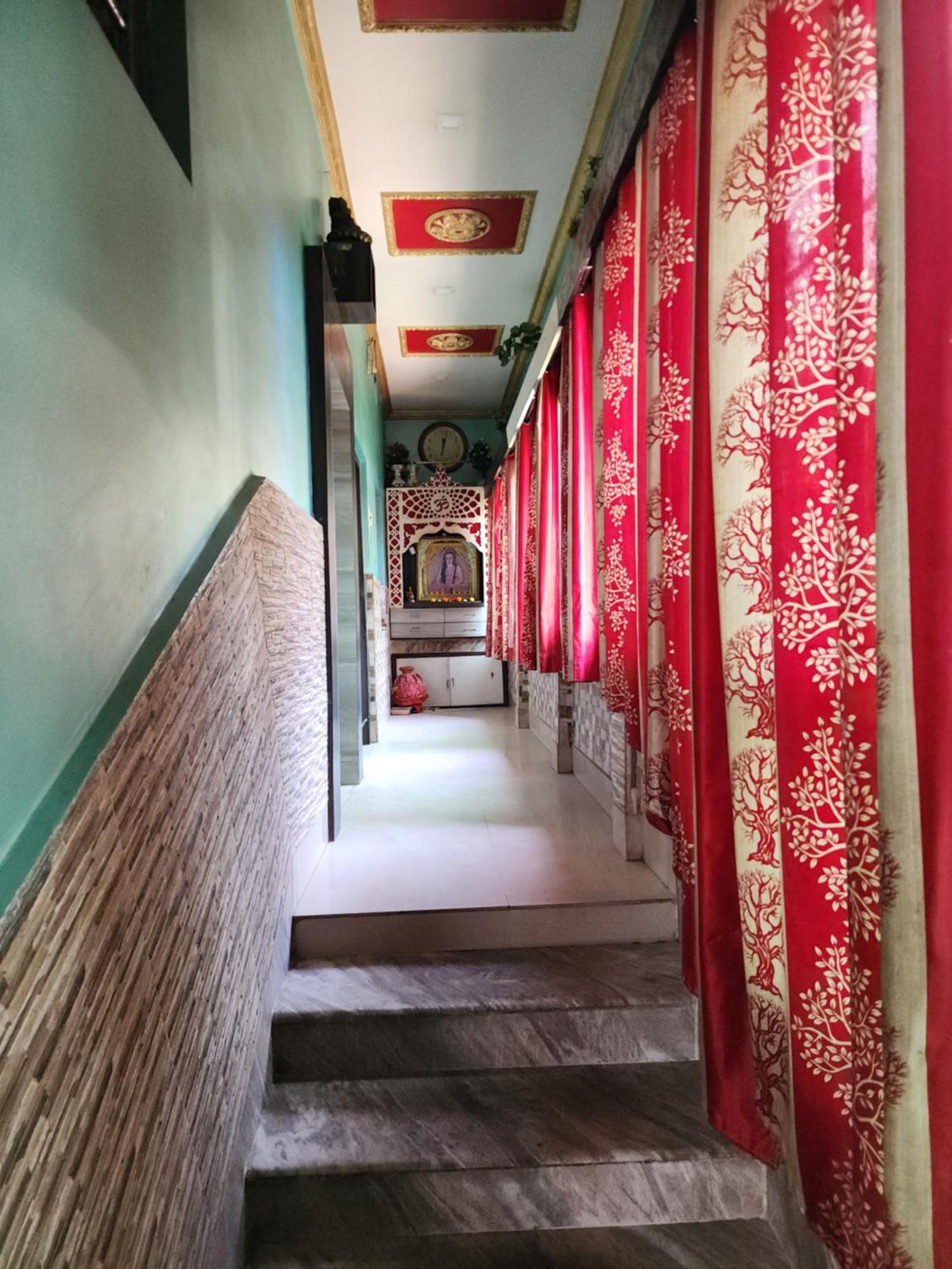 Baripada Hotel Shri Durga מראה חיצוני תמונה