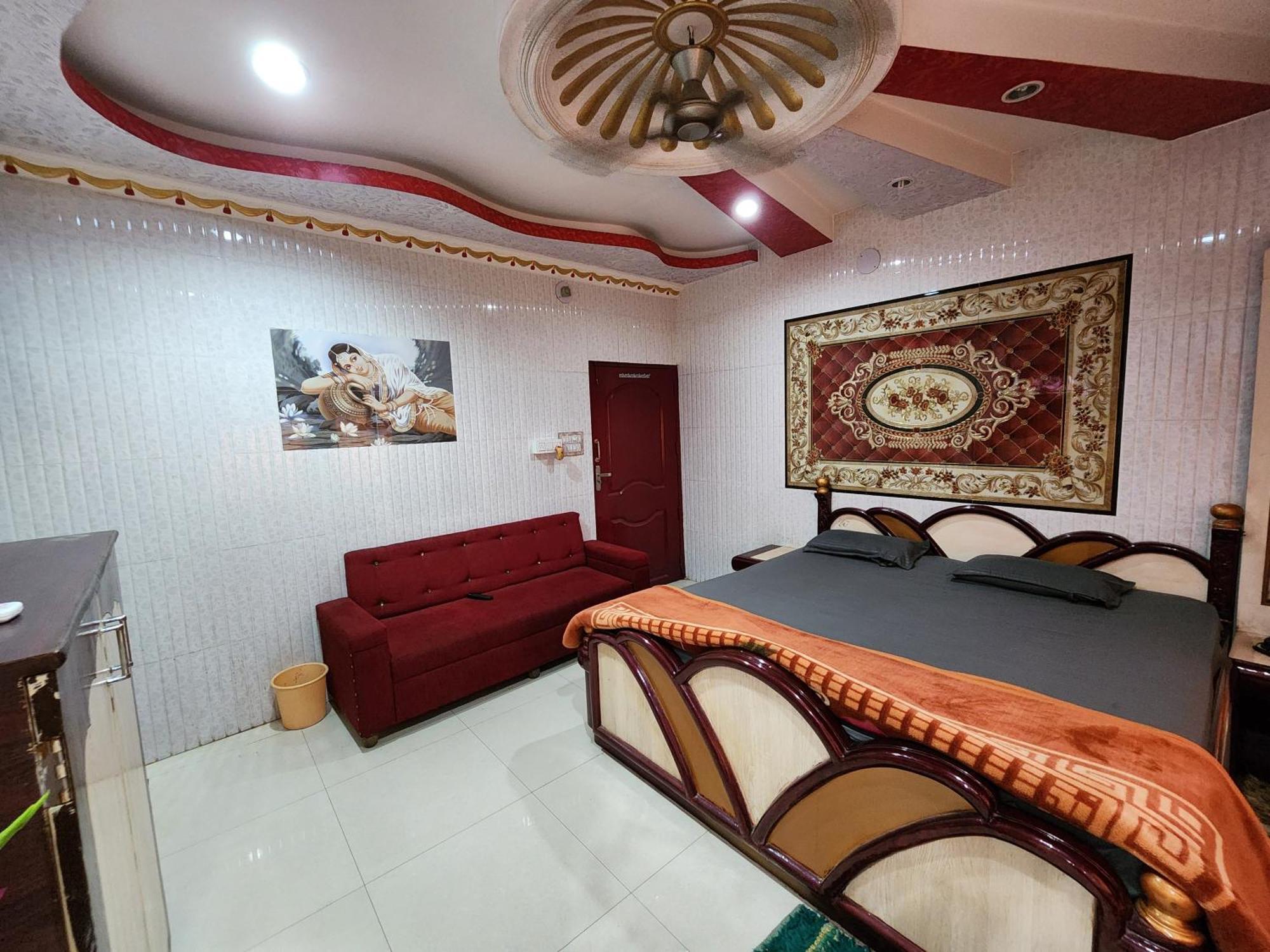 Baripada Hotel Shri Durga מראה חיצוני תמונה