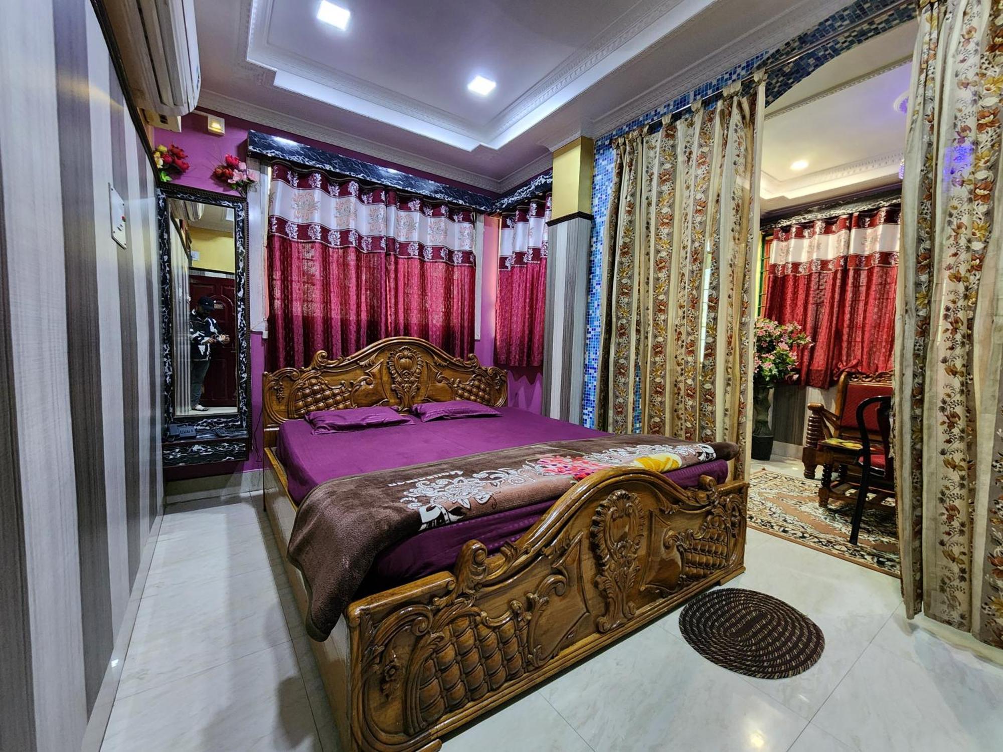 Baripada Hotel Shri Durga מראה חיצוני תמונה