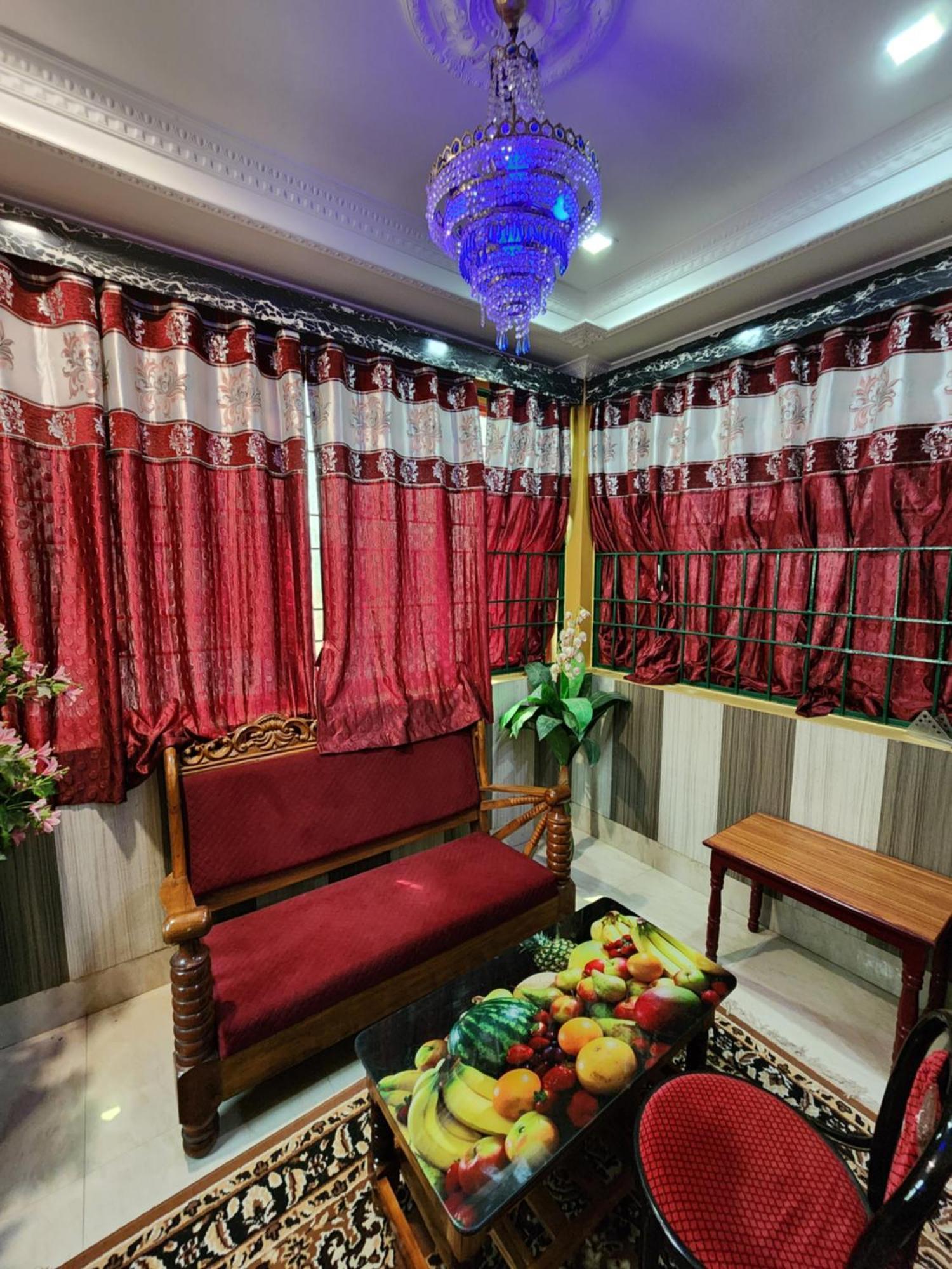 Baripada Hotel Shri Durga מראה חיצוני תמונה