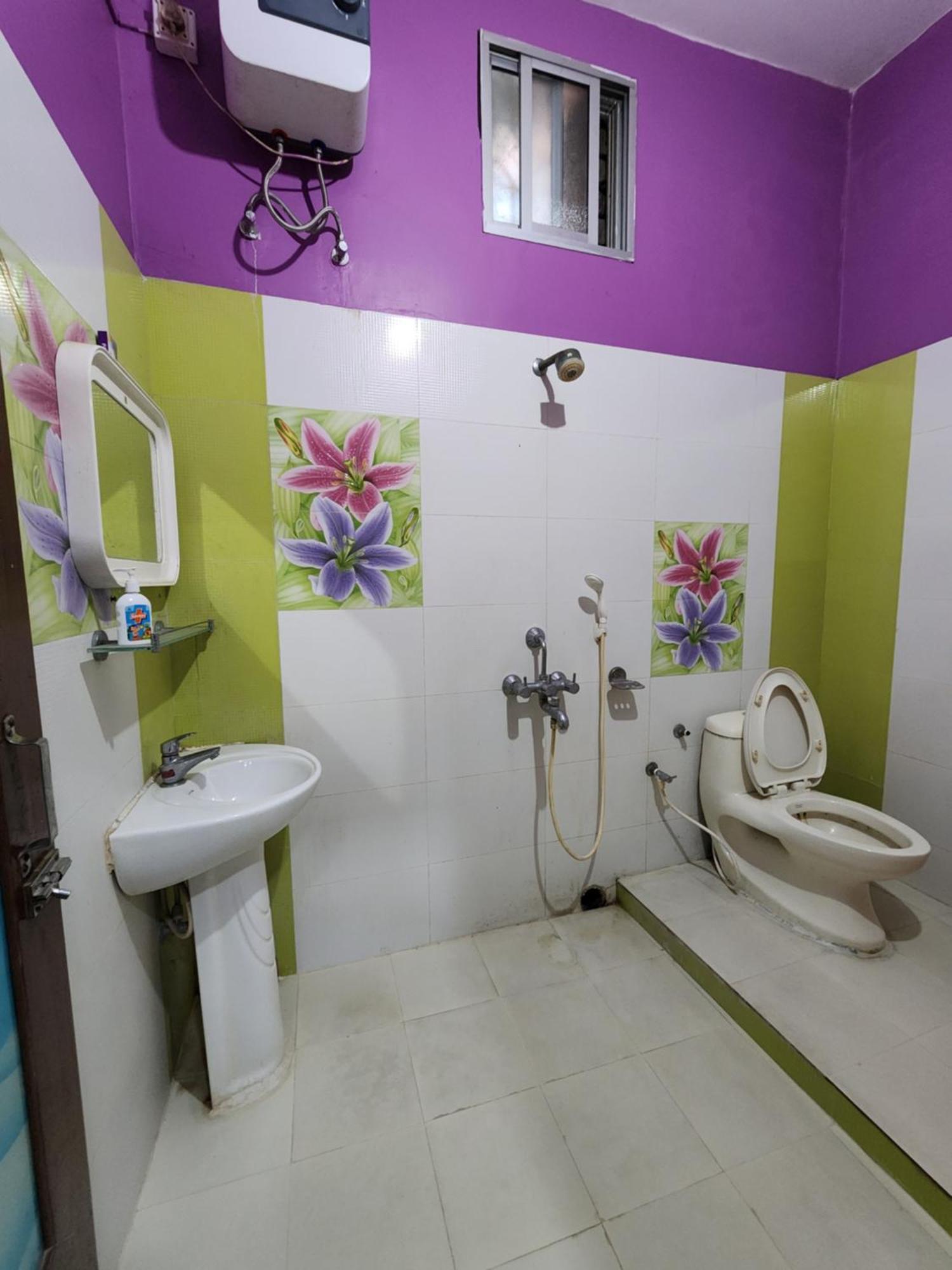 Baripada Hotel Shri Durga מראה חיצוני תמונה
