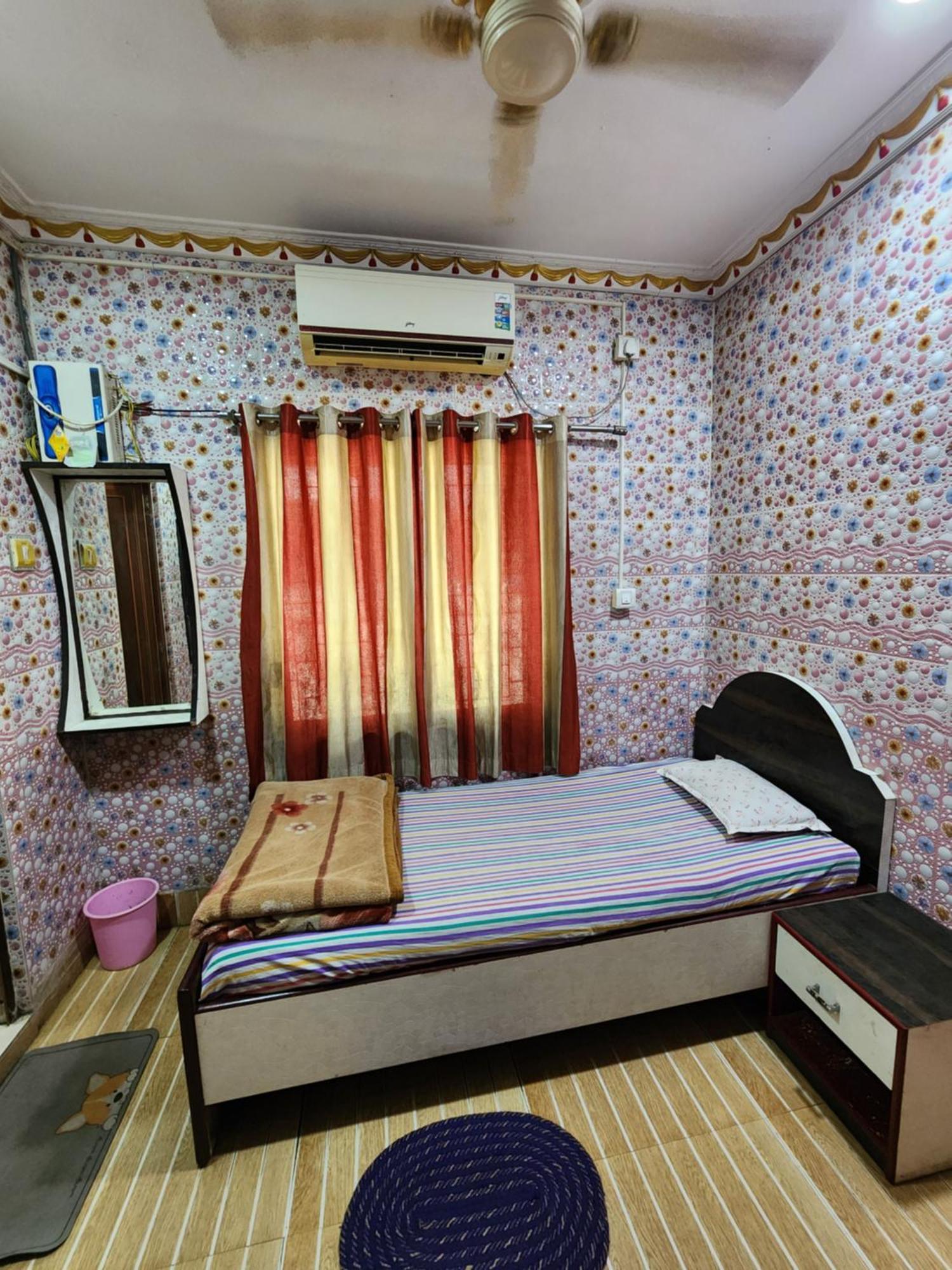 Baripada Hotel Shri Durga מראה חיצוני תמונה